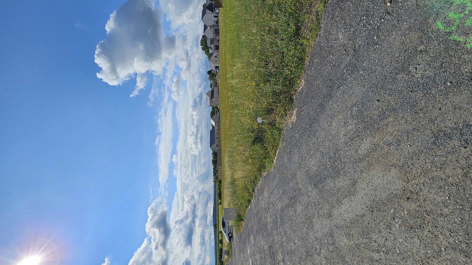 Terrain constructible de 708m2 à Bellevigne-les-Châteaux