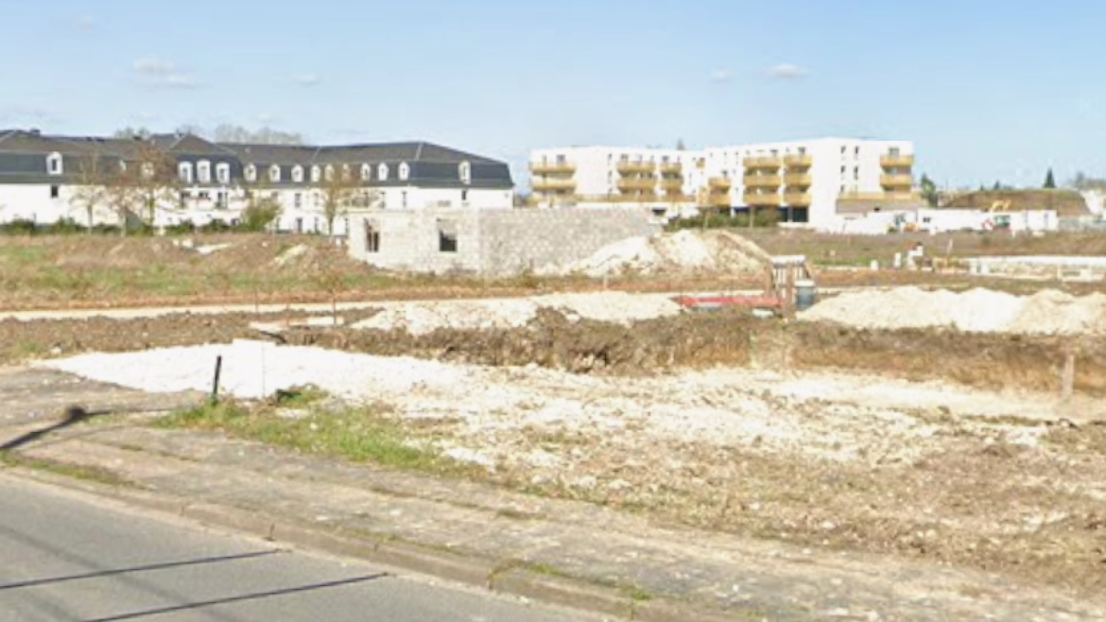 Terrain constructible de 425m2 à La Chapelle-Saint-Mesmin