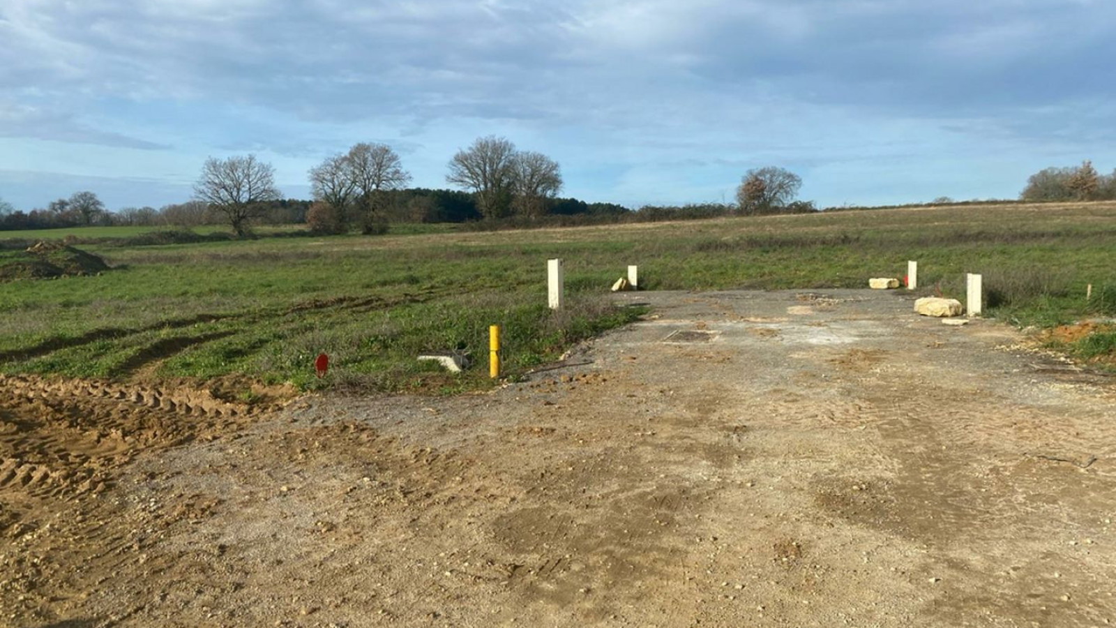 Terrain constructible de 544m2 à Ligugé