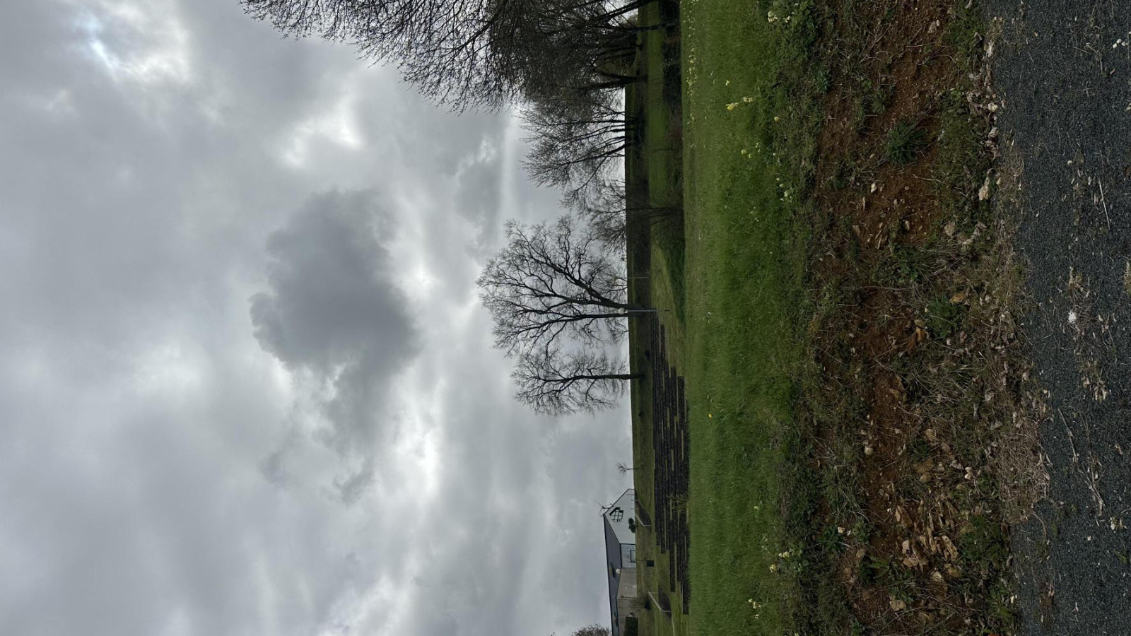 Terrain constructible de 393m2 à Beaulieu-sur-Layon