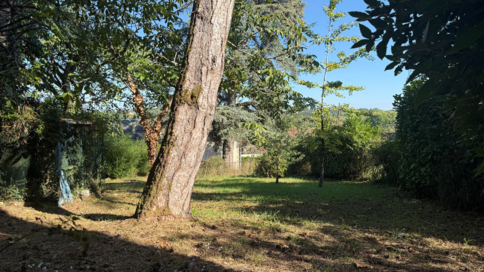 Terrain constructible de 550m2 à Ligugé