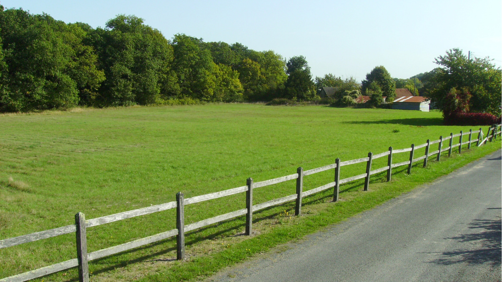 Terrain constructible de 986m2 à Saint-Nicolas-de-Bourgueil
