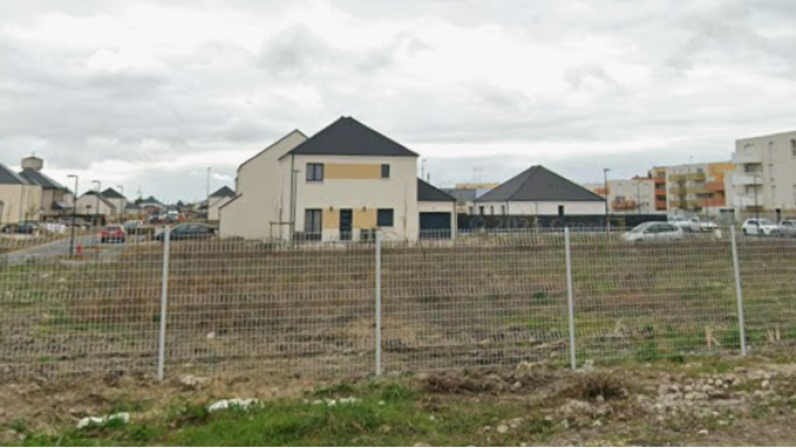 Terrain constructible de 534m2 à La Chapelle-Saint-Mesmin